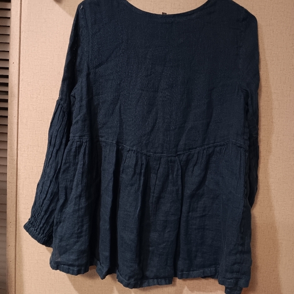 Crown Linen Designs  Navy Blue Women's Blouse Sz S - Picture 3 of 5
